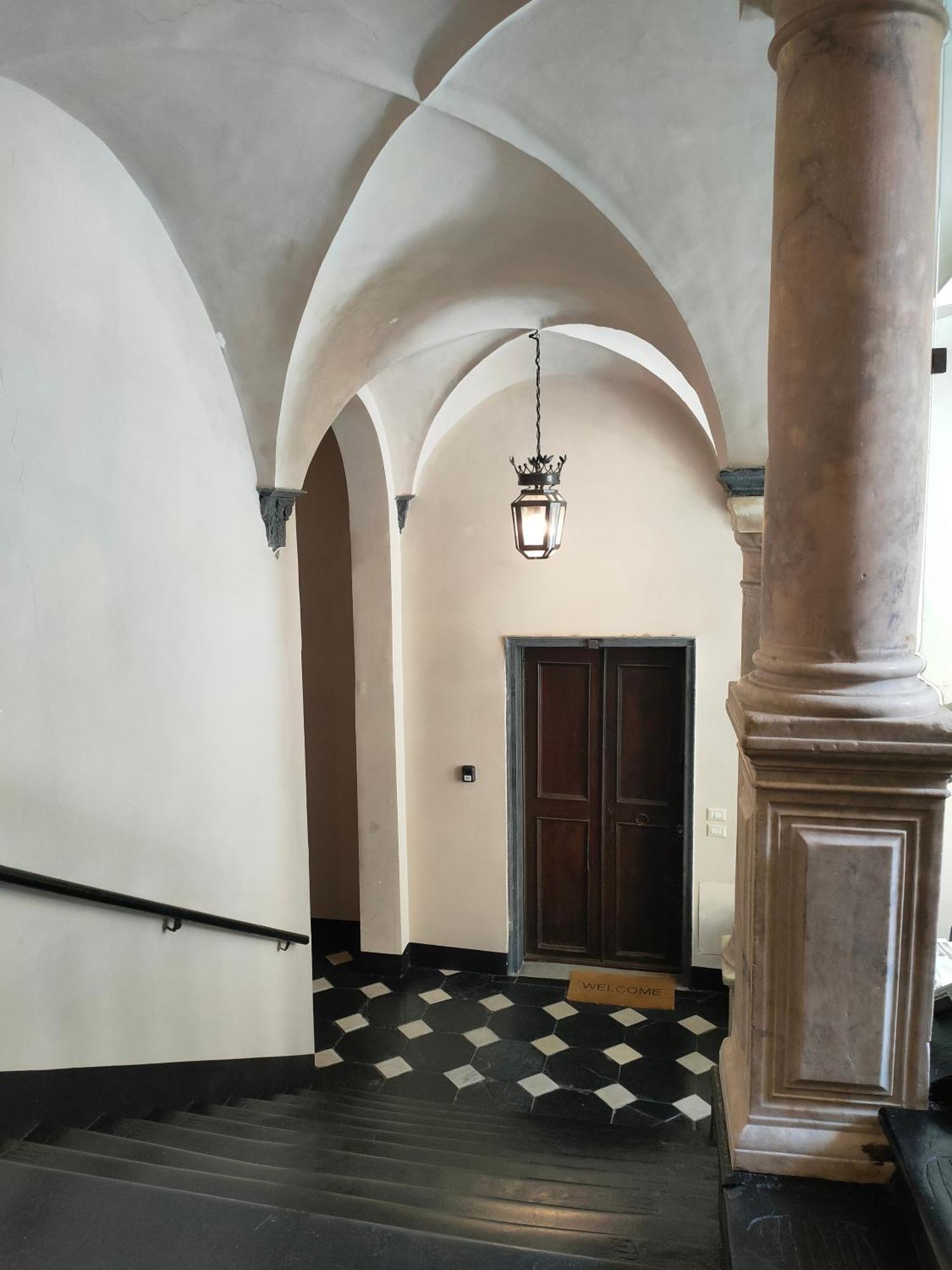 Rooms Ponte Calvi ジェノヴァ エクステリア 写真