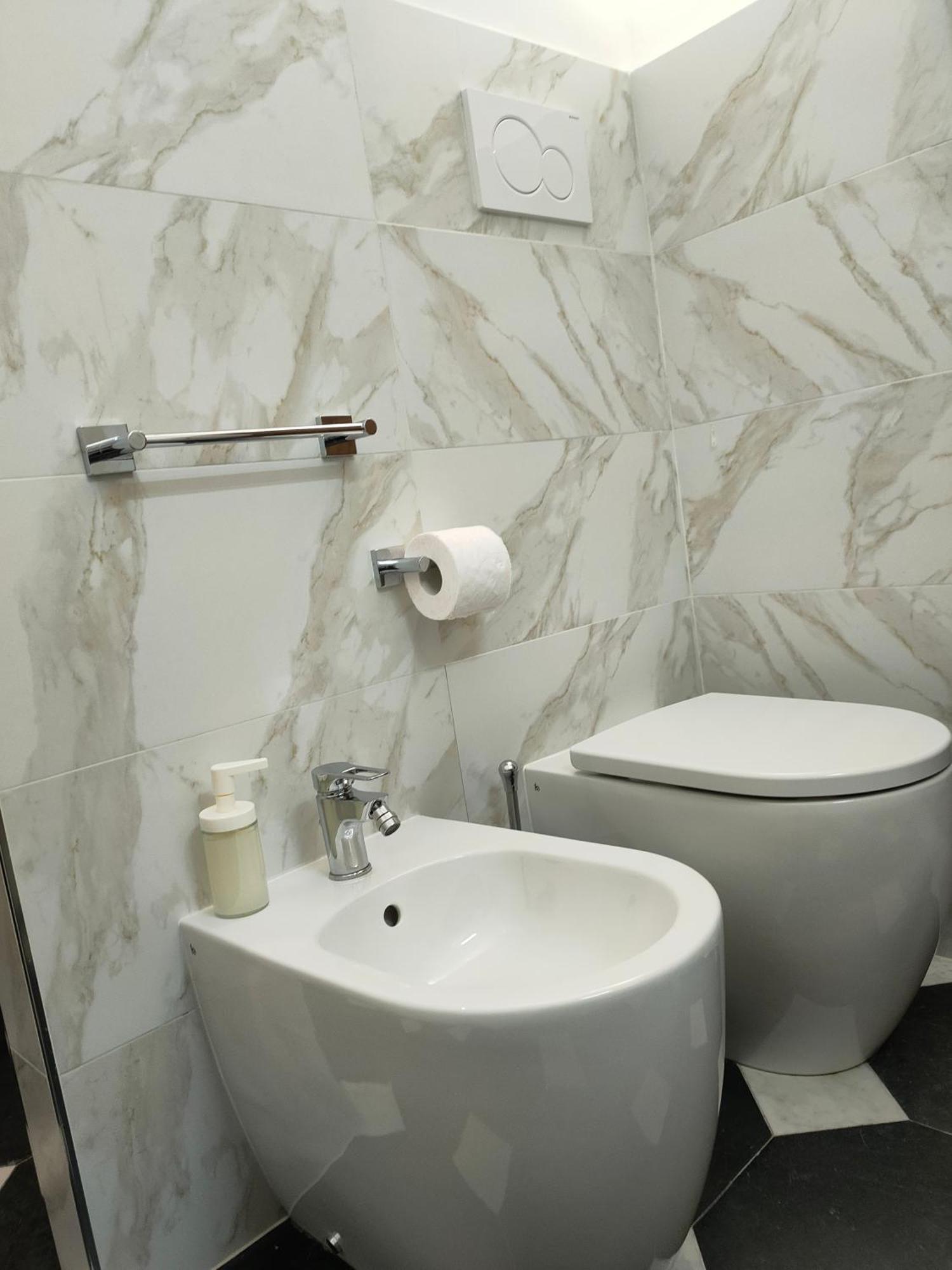 Rooms Ponte Calvi ジェノヴァ エクステリア 写真
