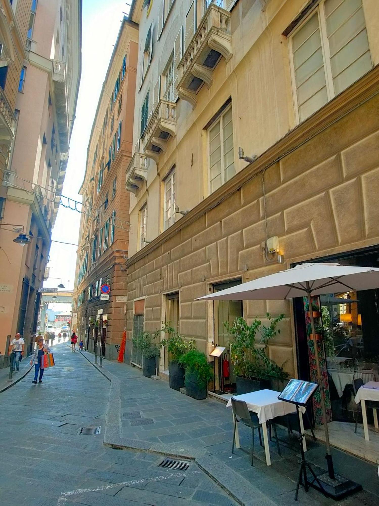 Rooms Ponte Calvi ジェノヴァ エクステリア 写真